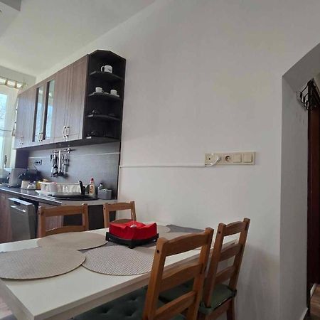 Aqua Apartman Tiszaujvaros Exterior foto