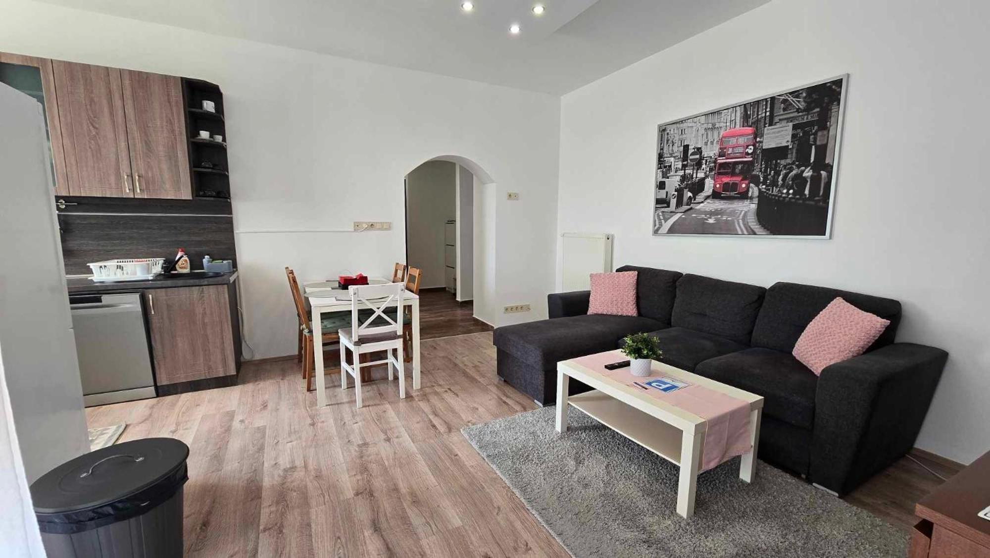 Aqua Apartman Tiszaujvaros Exterior foto