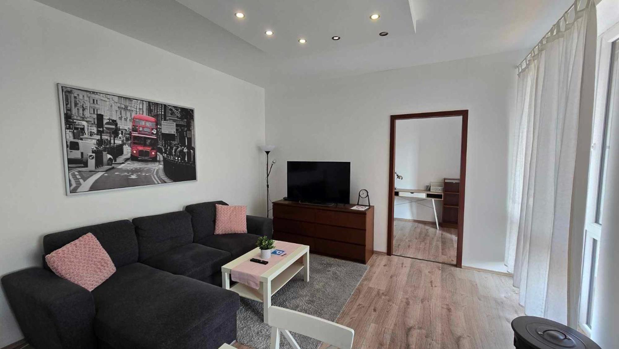 Aqua Apartman Tiszaujvaros Exterior foto