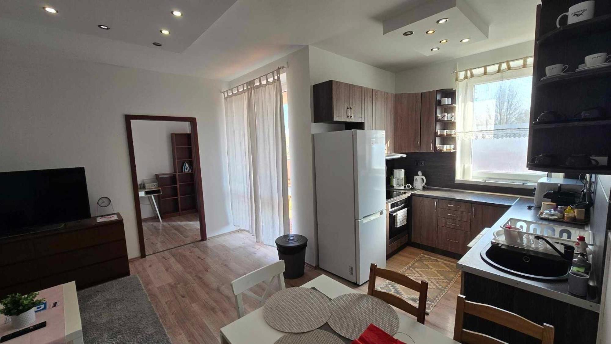 Aqua Apartman Tiszaujvaros Exterior foto
